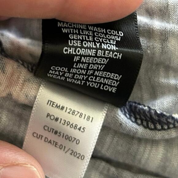 Torrid Super Soft Knits Babydoll Tank Top Sleeveless Women Floral Blue Size 1X - Picture 7 of 7